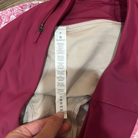 Lululemon shorts in great shape! - Picture 3 of 3